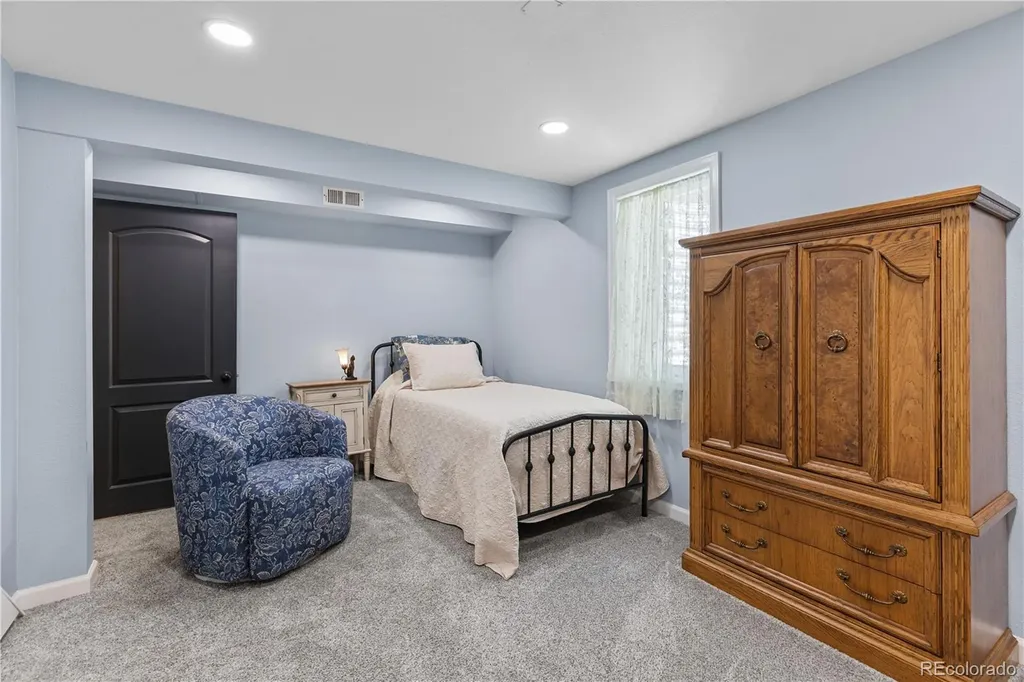 544 W Easter Avenue Littleton CO 80120