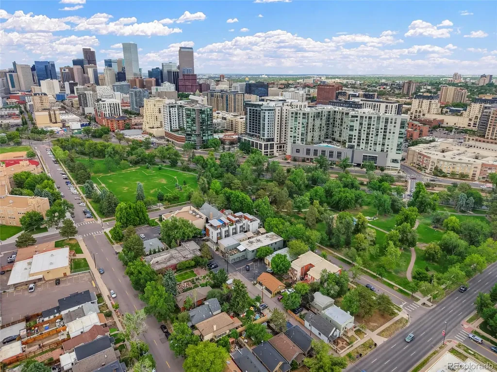 879 Delaware Street Denver CO 80204