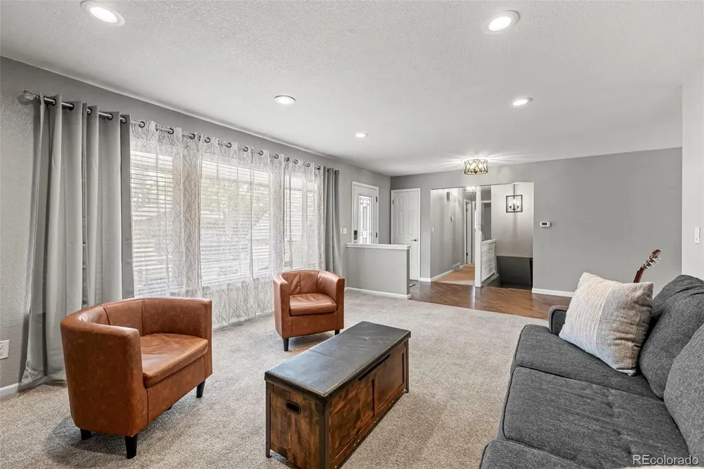 6902 S Lamar Street Littleton CO 80128