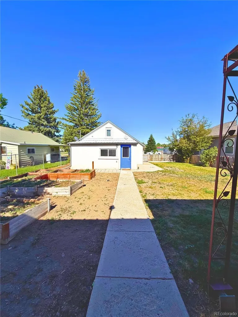 577 H Avenue Limon CO 80828