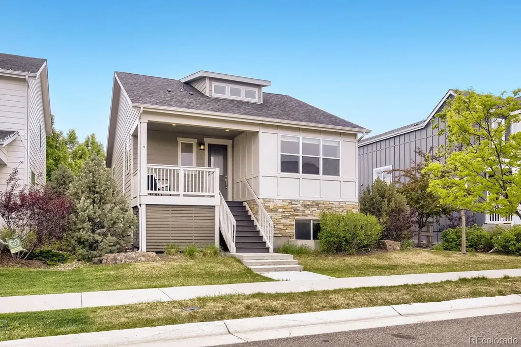 4692 Clear Creek Drive Longmont CO 80504