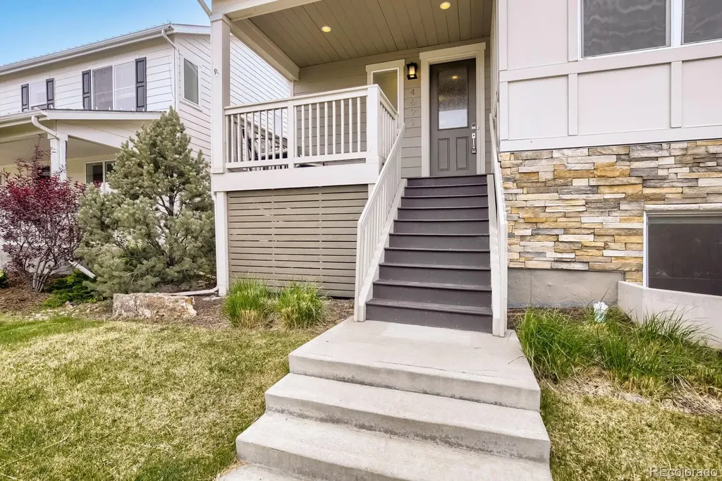 4692 Clear Creek Drive Longmont CO 80504