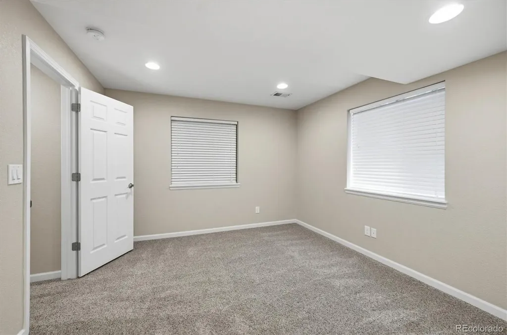 8354 Hackamore Road Littleton CO 80125