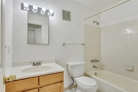 2471 S Xanadu Way Aurora CO 80014
