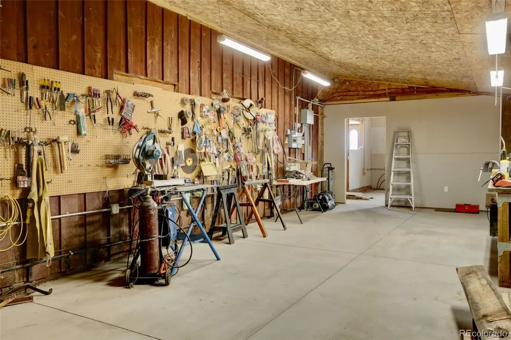 26132 Hammond Avenue Moffat CO 81143