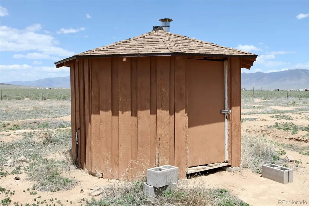 26132 Hammond Avenue Moffat CO 81143