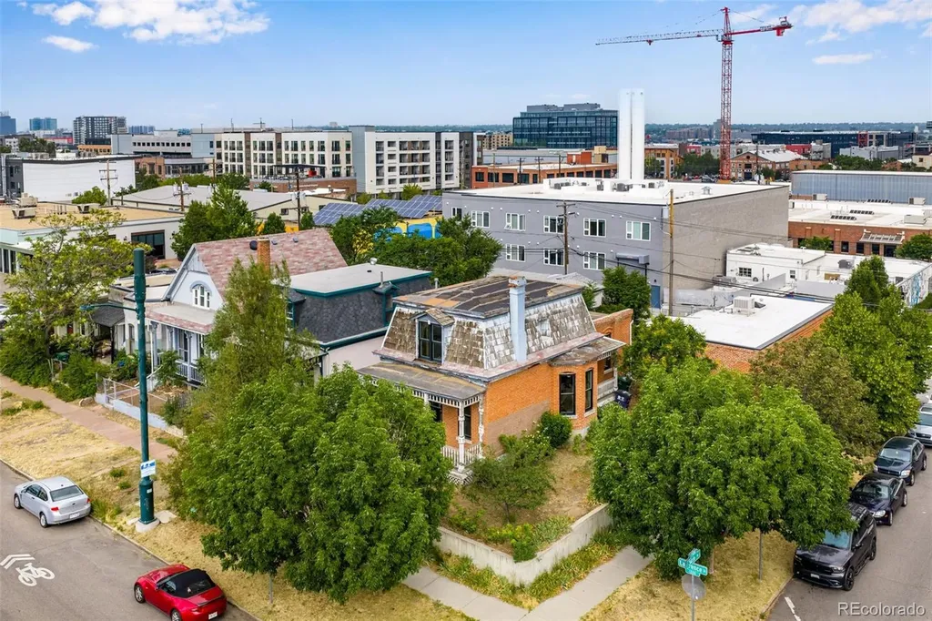 3361 Lawrence Street Denver CO 80205