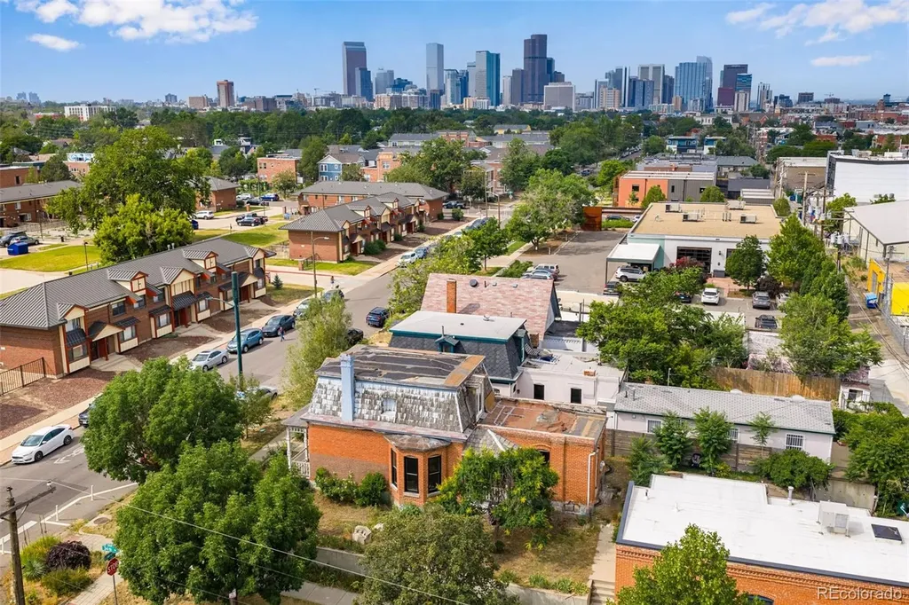 3361 Lawrence Street Denver CO 80205