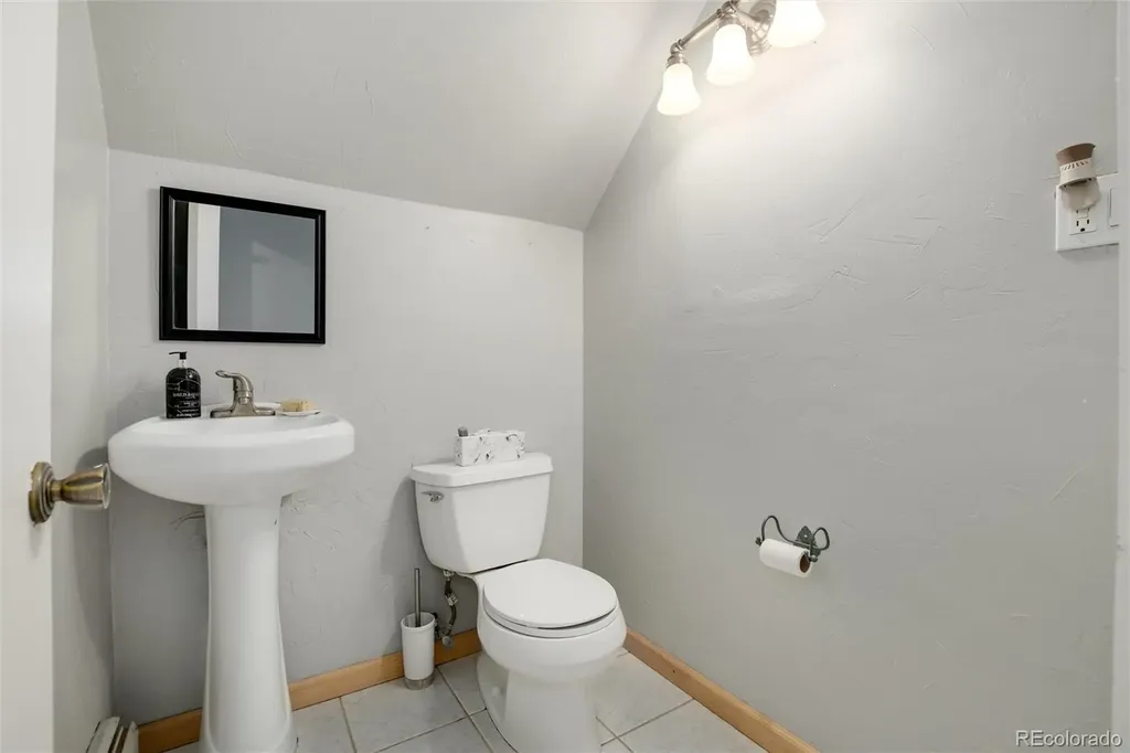 286 Texas Drive Idaho Springs CO 80452