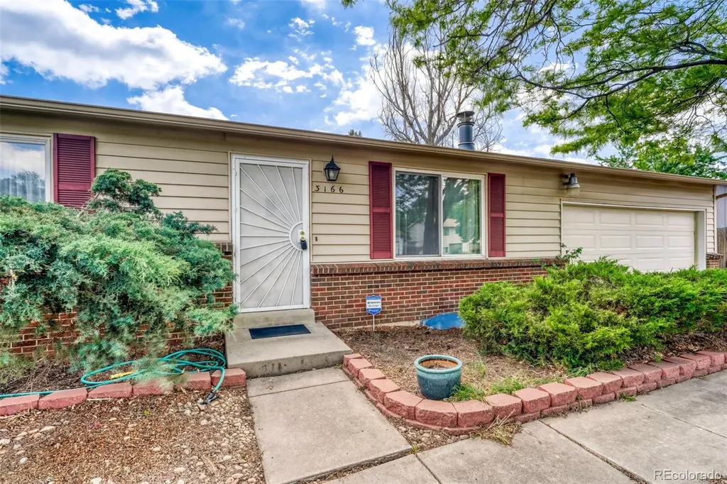 3166 S Idalia Street Aurora CO 80013