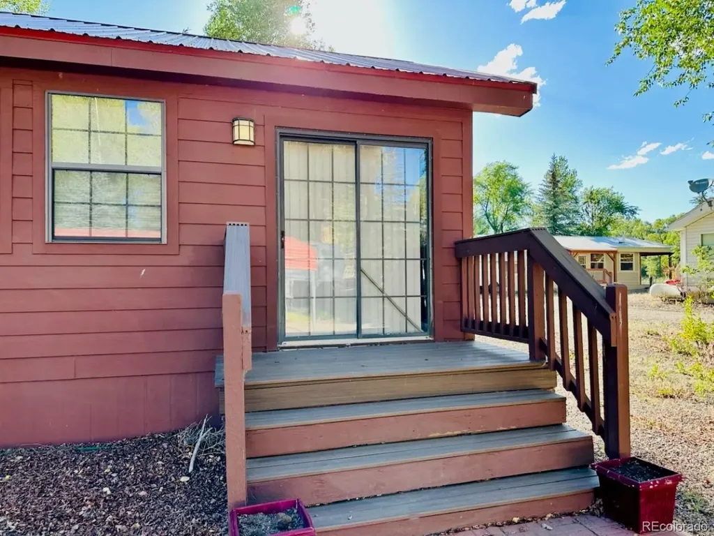 72 Okie Lane South Fork CO 81154
