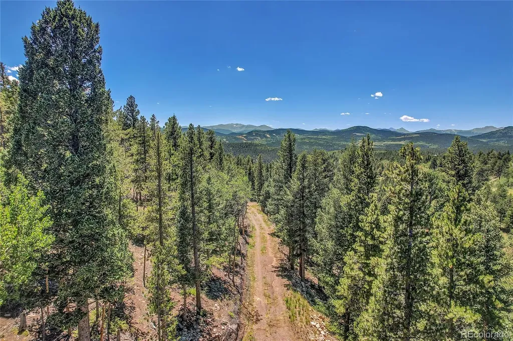 Block 2, Lot 24 Hughesville Road Black Hawk CO 80422