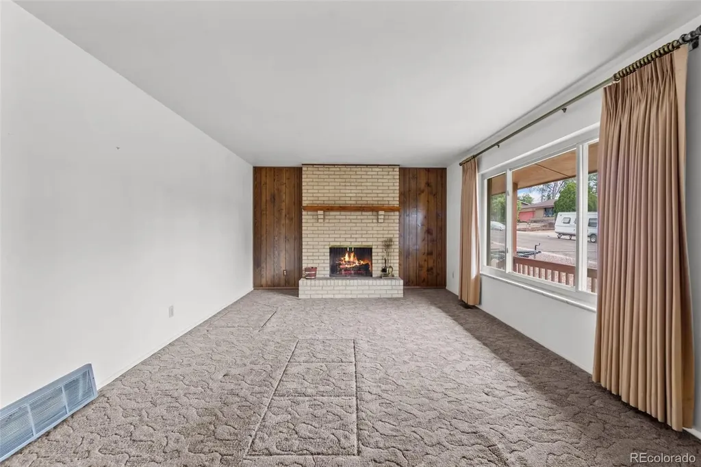 108 Ithaca Street Colorado Springs CO 80911