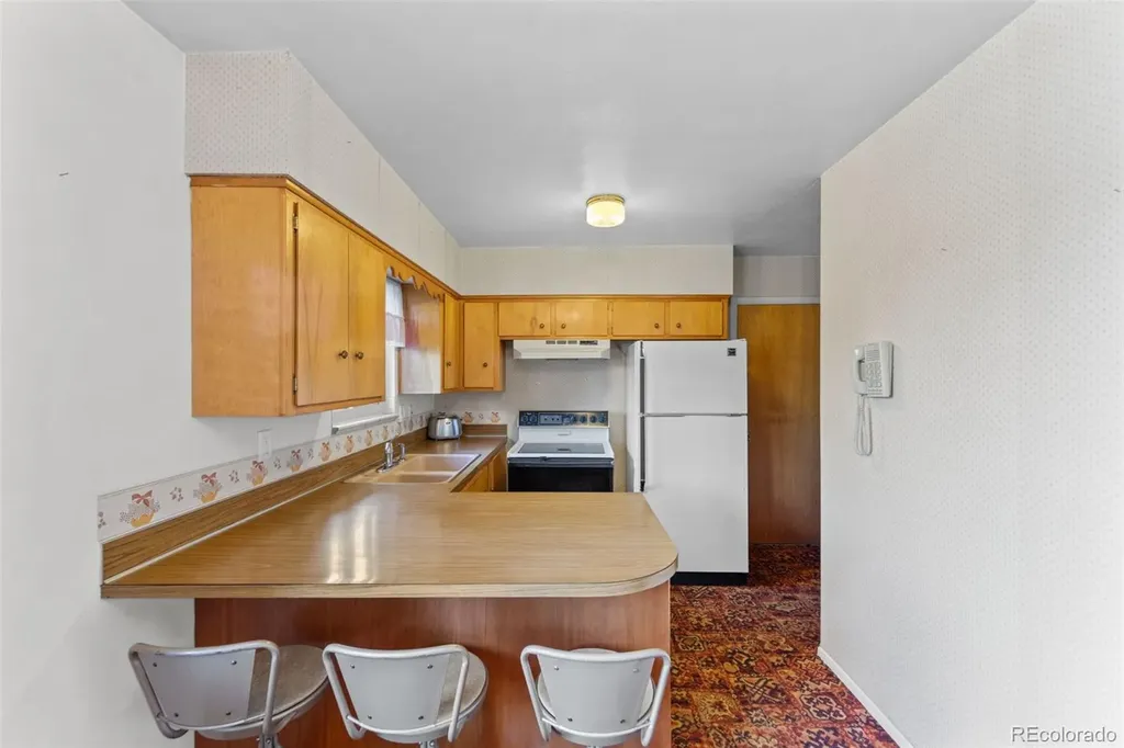 108 Ithaca Street Colorado Springs CO 80911