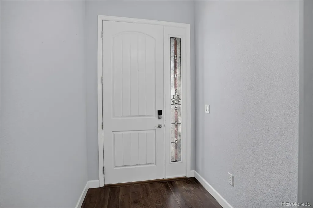9828 Eagle River Street Littleton CO 80125