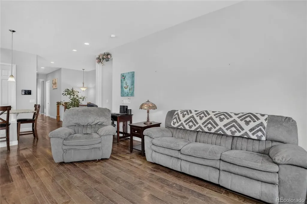 9828 Eagle River Street Littleton CO 80125