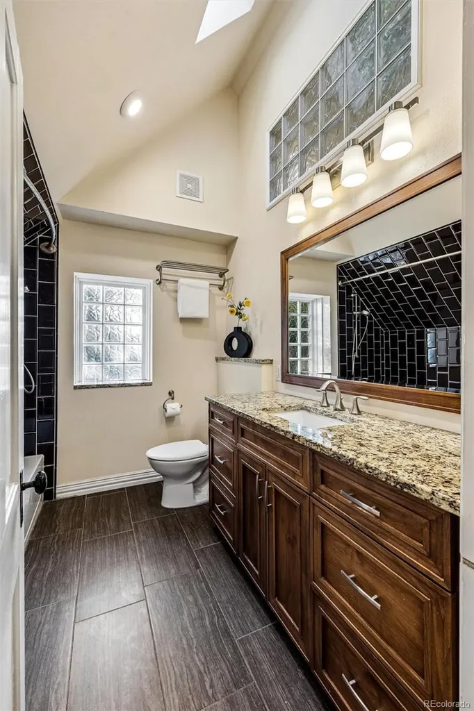 1157 Elizabeth Street Denver CO 80206