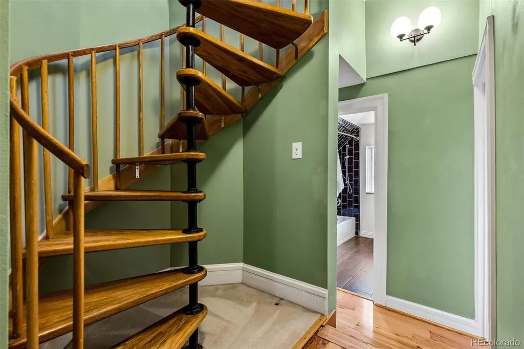 1157 Elizabeth Street Denver CO 80206