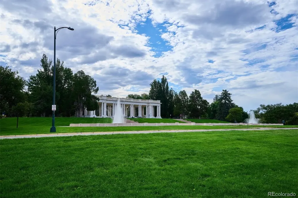 1157 Elizabeth Street Denver CO 80206