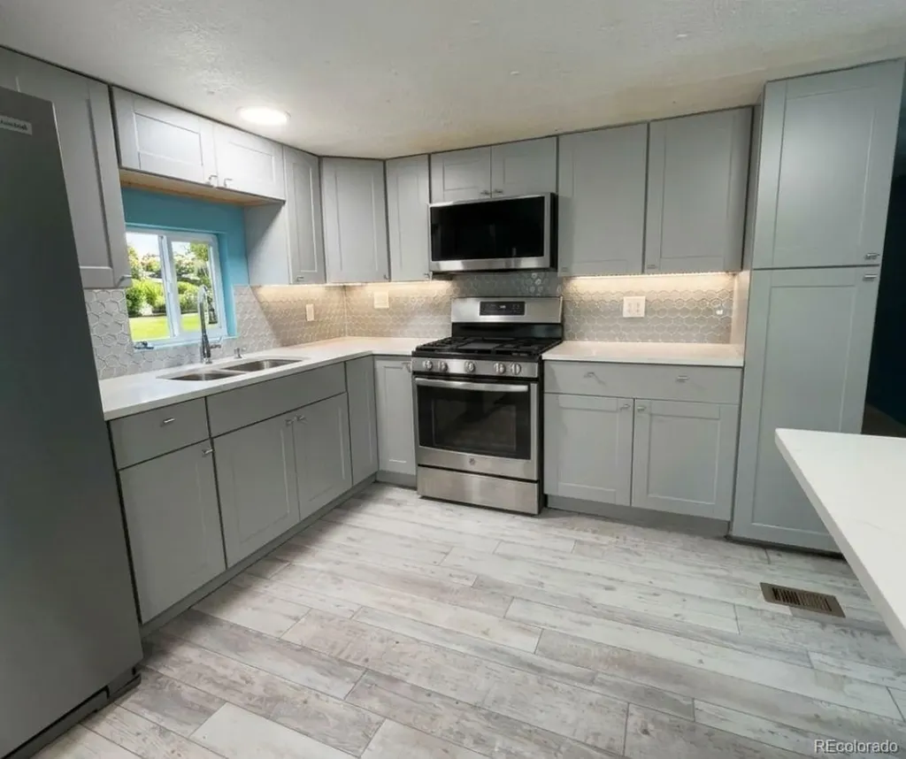 16431 E Colfax Avenue Aurora CO 80011
