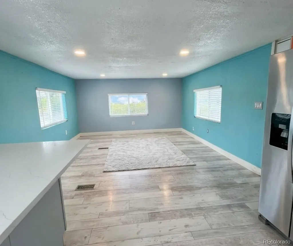 16431 E Colfax Avenue Aurora CO 80011