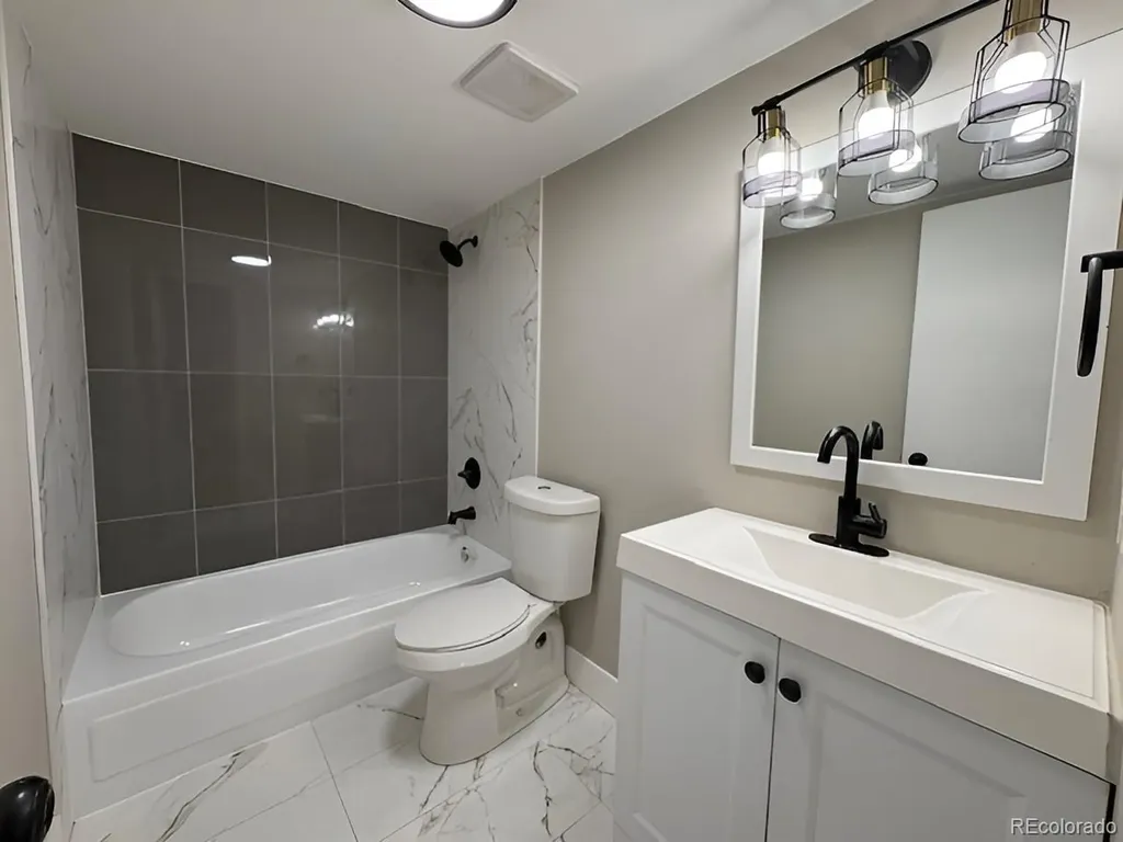 15350 E Arizona Avenue Aurora CO 80017