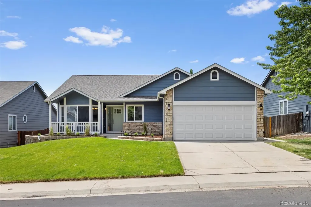 19936 E Stanford Drive Centennial CO 80015