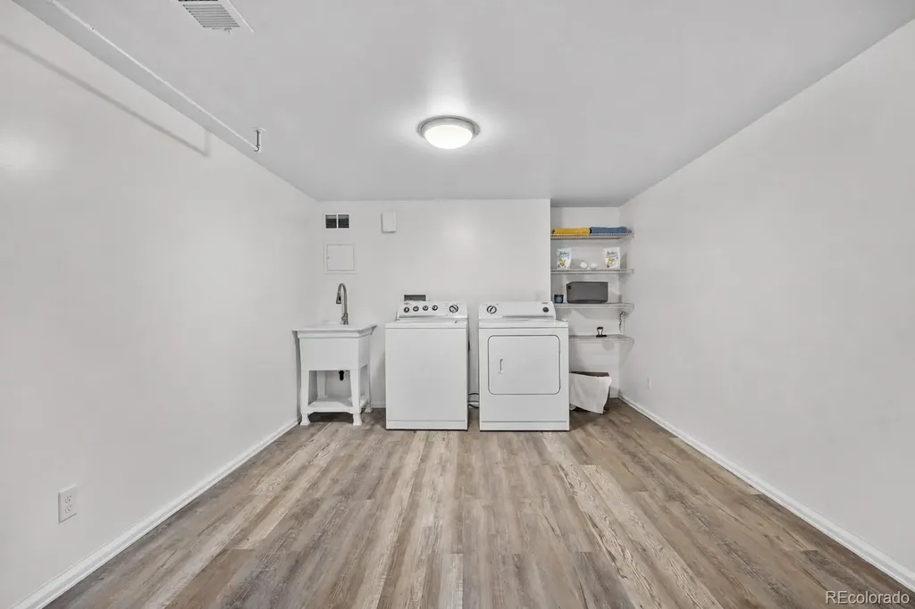 19936 E Stanford Drive Centennial CO 80015