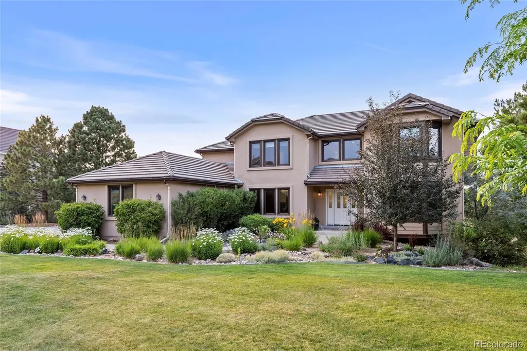7170 S Espana Way Aurora CO 80016