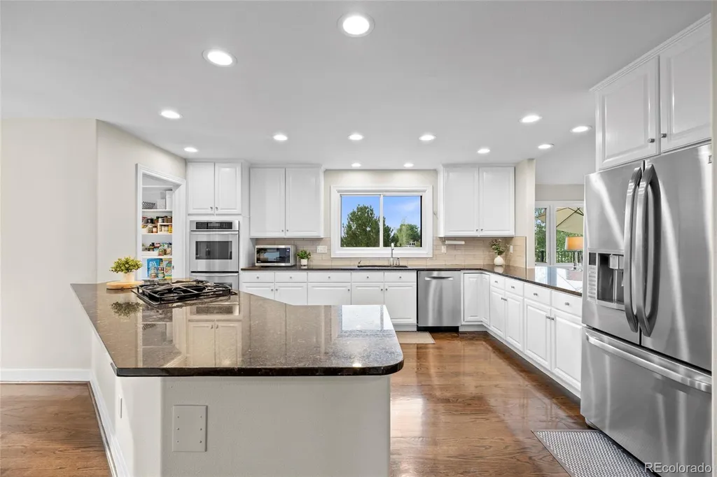 7170 S Espana Way Aurora CO 80016