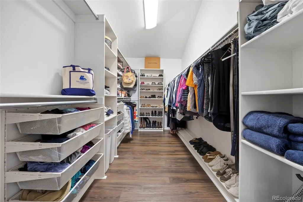 7170 S Espana Way Aurora CO 80016