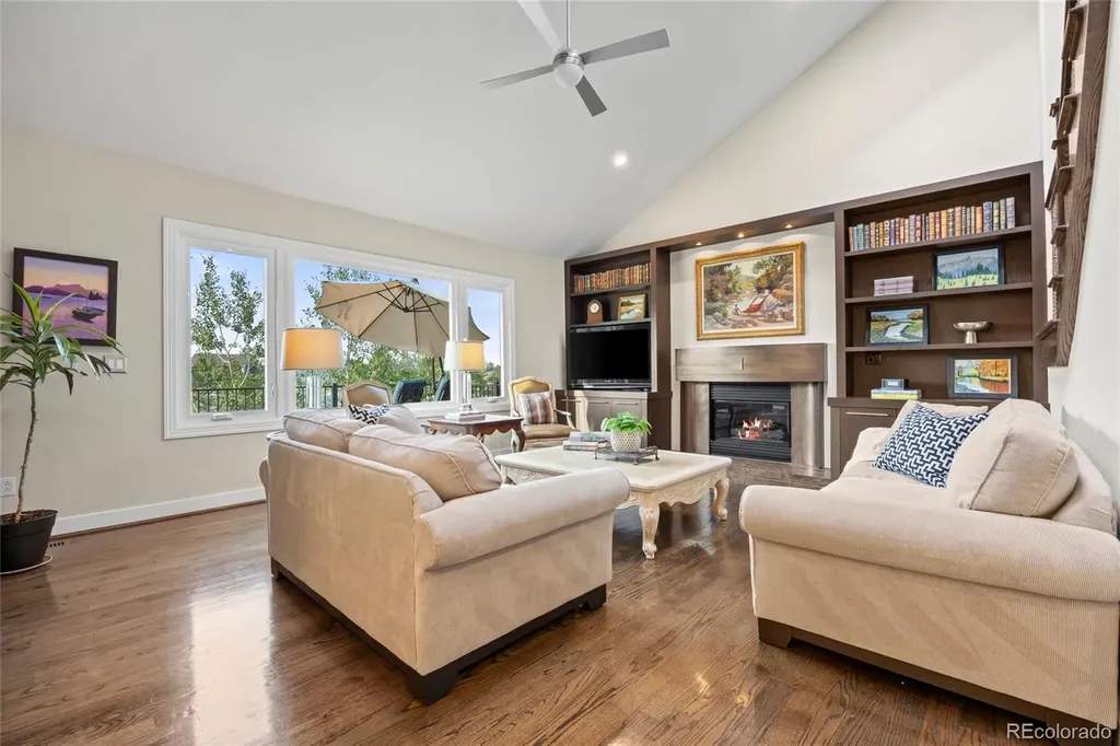 7170 S Espana Way Aurora CO 80016