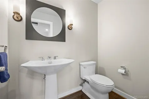 7170 S Espana Way Aurora CO 80016