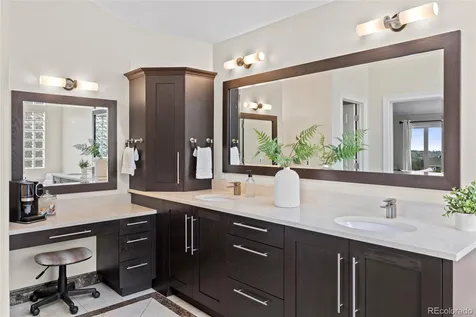 7170 S Espana Way Aurora CO 80016
