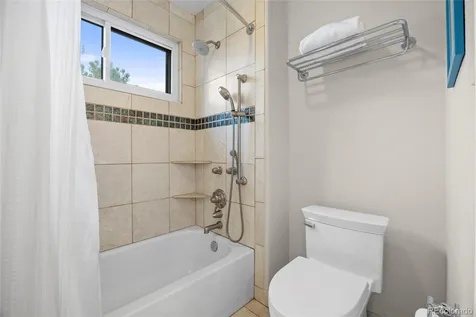 7170 S Espana Way Aurora CO 80016