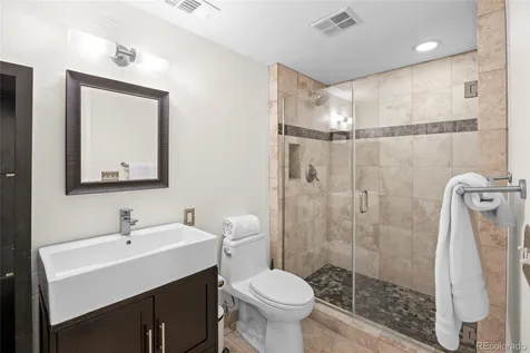 7170 S Espana Way Aurora CO 80016