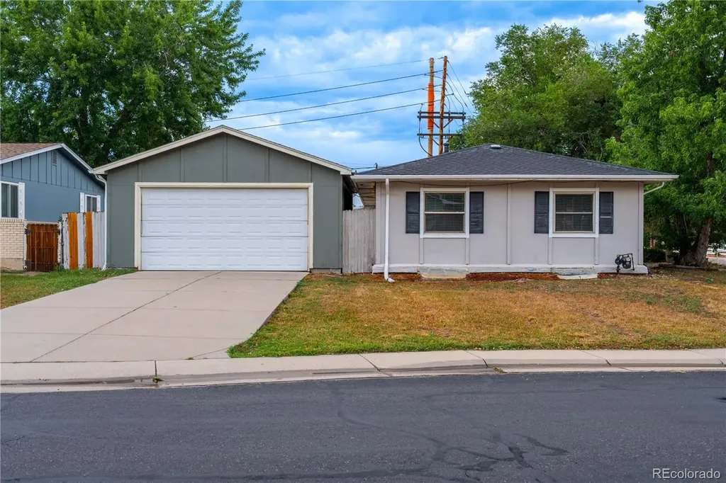 895 S Garrison Street Denver CO 80226