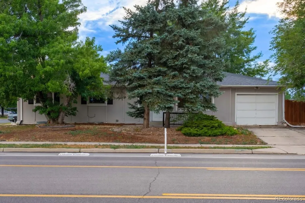 895 S Garrison Street Denver CO 80226