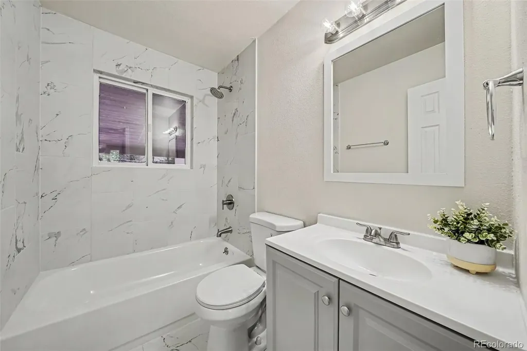 2122 Doniphan Drive Colorado Springs CO 80910