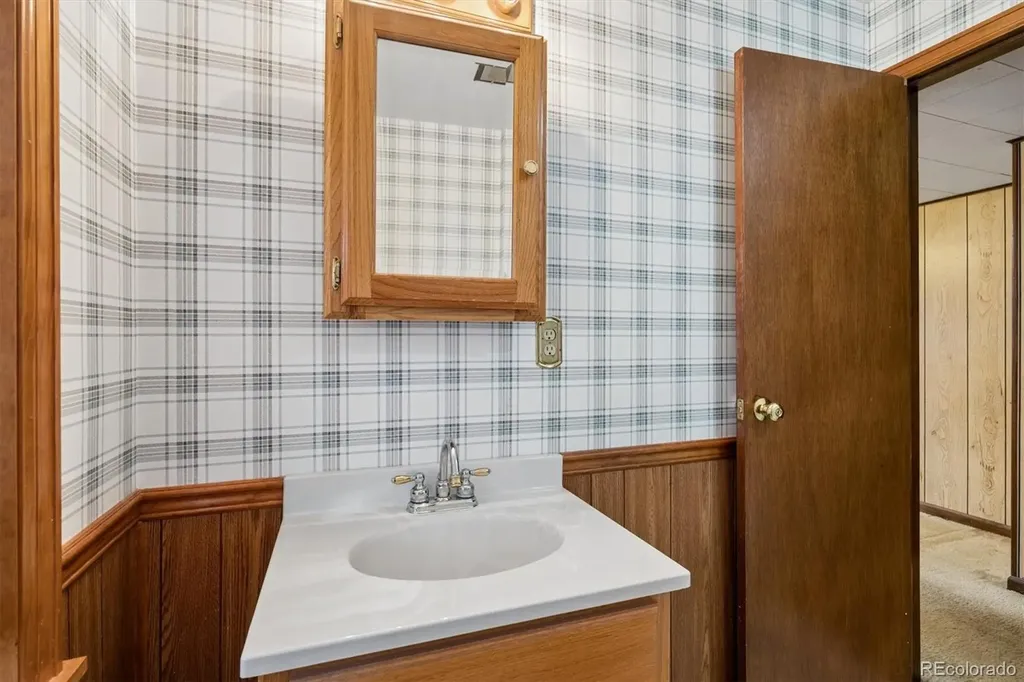 2710 Interlocken Drive Evergreen CO 80439