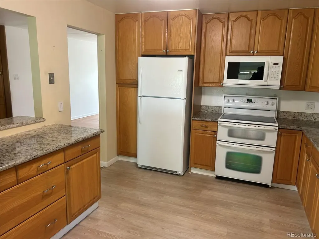 6037 Quail Court Arvada CO 80004