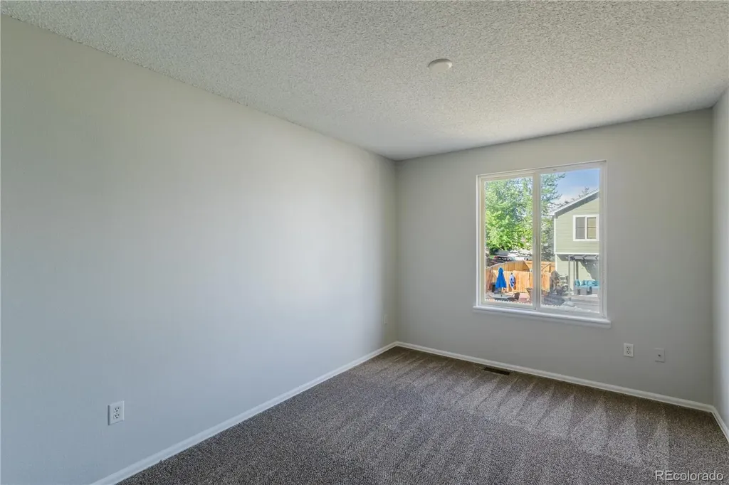 2180 S Uravan Street Aurora CO 80013