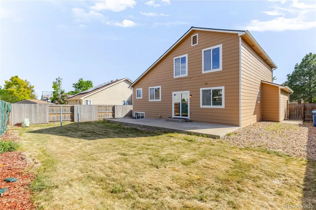 2180 S Uravan Street Aurora CO 80013