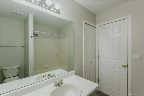 2180 S Uravan Street Aurora CO 80013