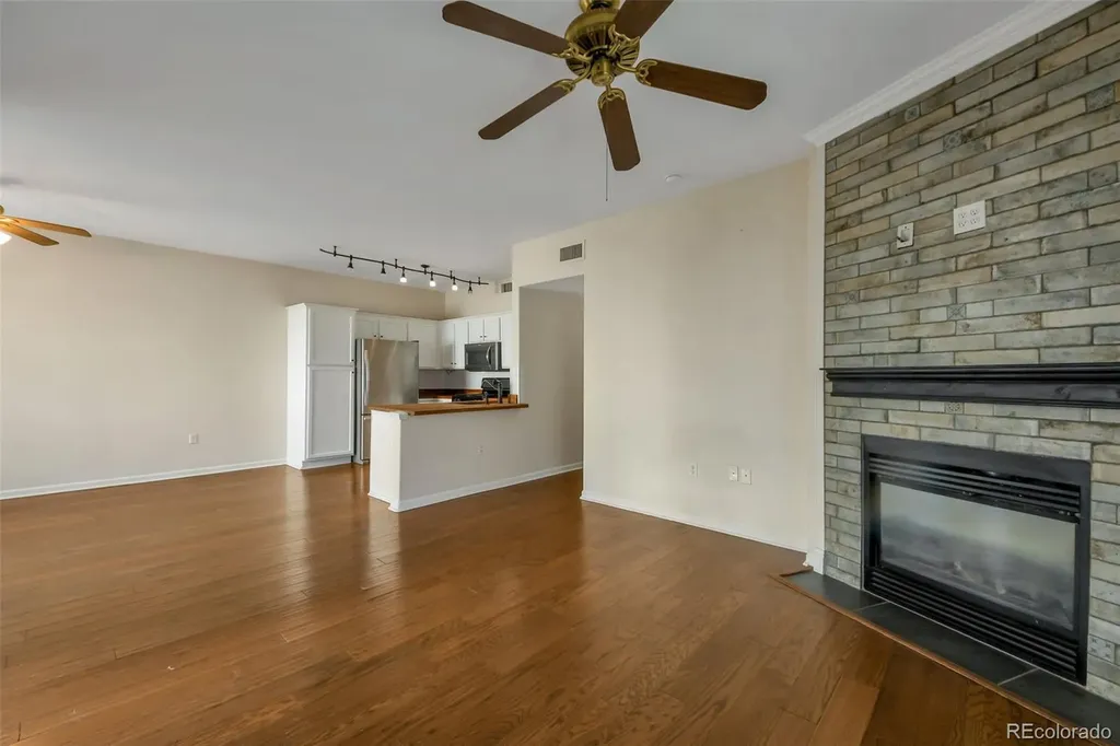5435 S Dover Street Littleton CO 80123
