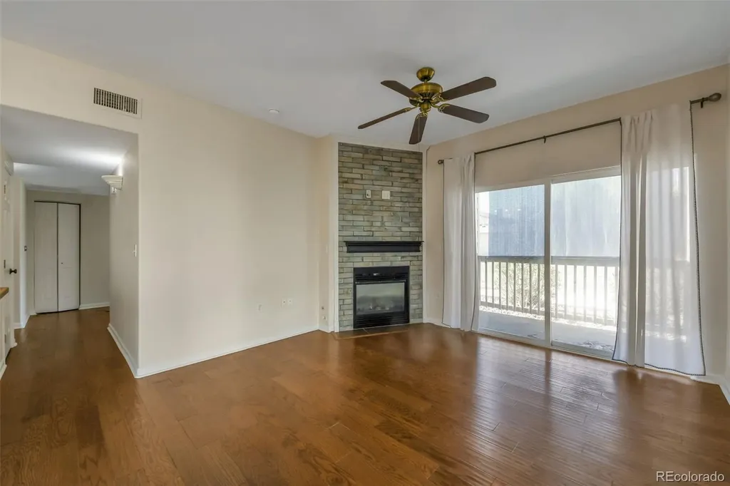 5435 S Dover Street Littleton CO 80123