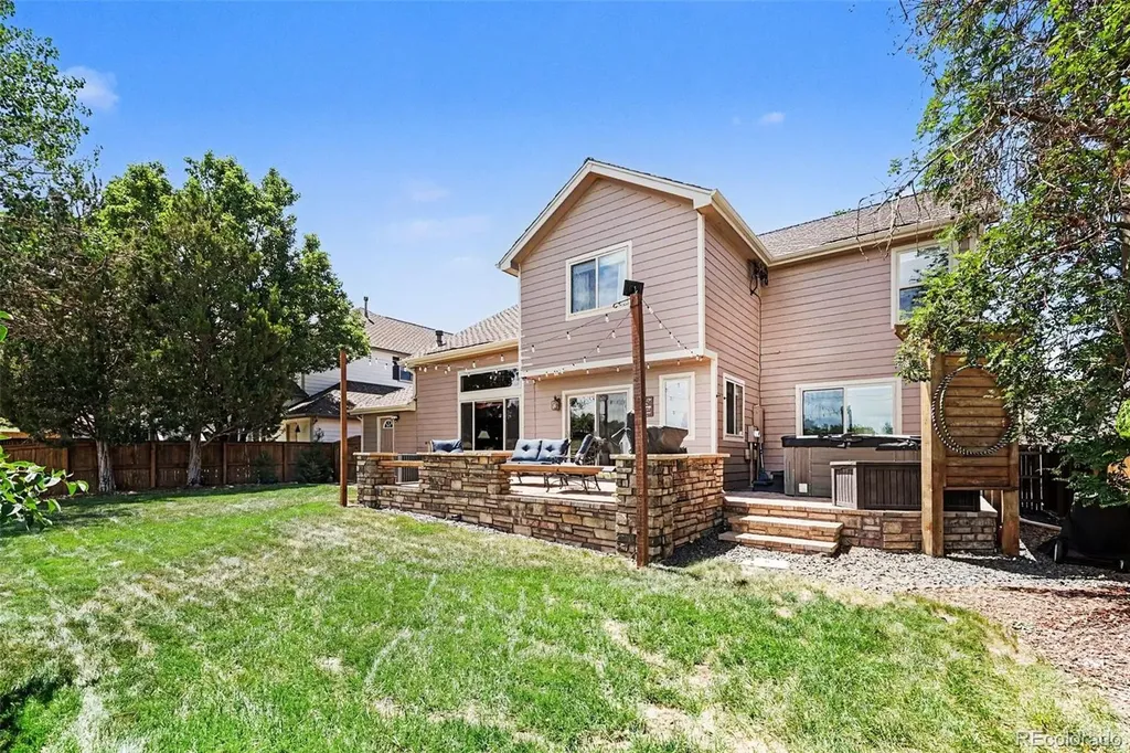 8872 Chestnut Hill Lane Highlands Ranch CO 80130
