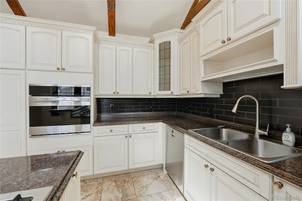 709 E 2nd Trinidad CO 81082