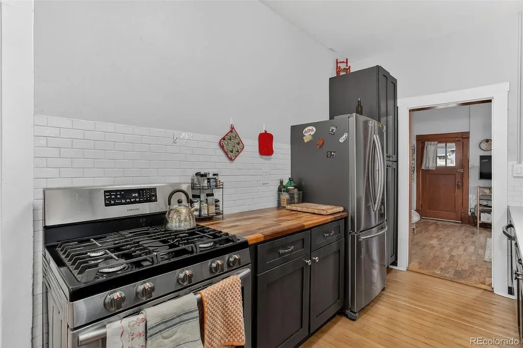1902 Grove Street Boulder CO 80302