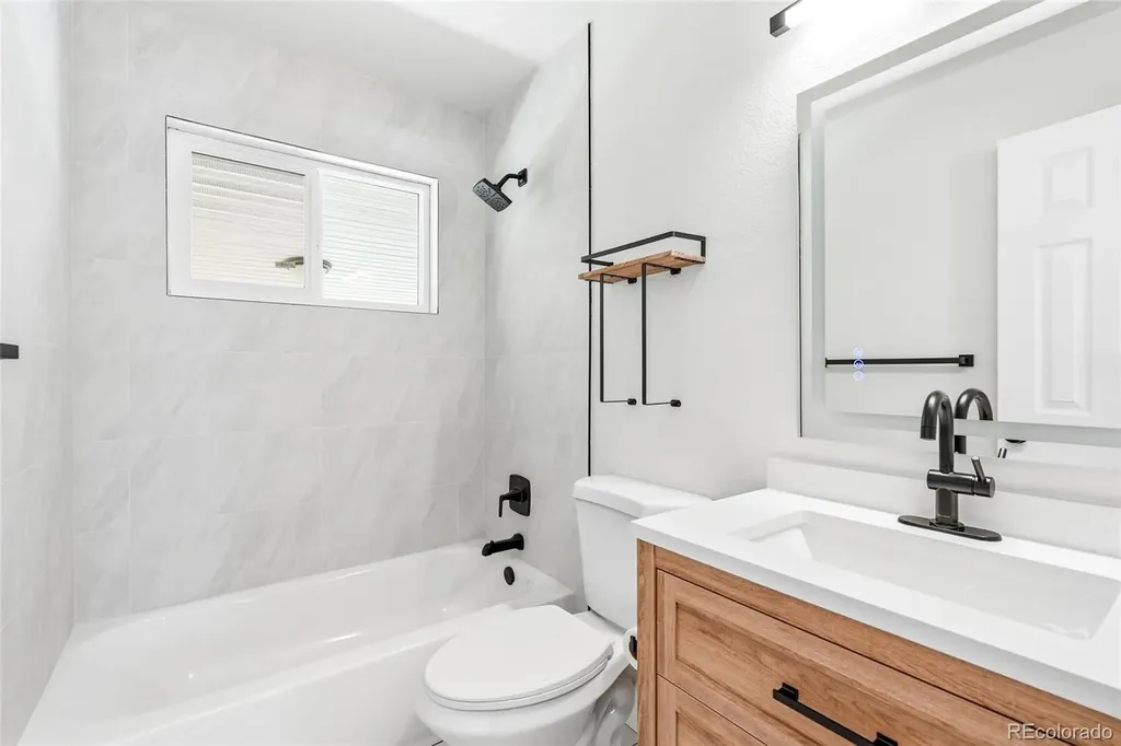 868 Ogden Circle Denver CO 80233